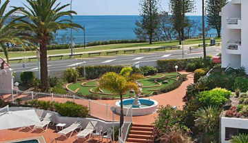 award-winning-resort-with-stunning-ocean-views-9.jpg