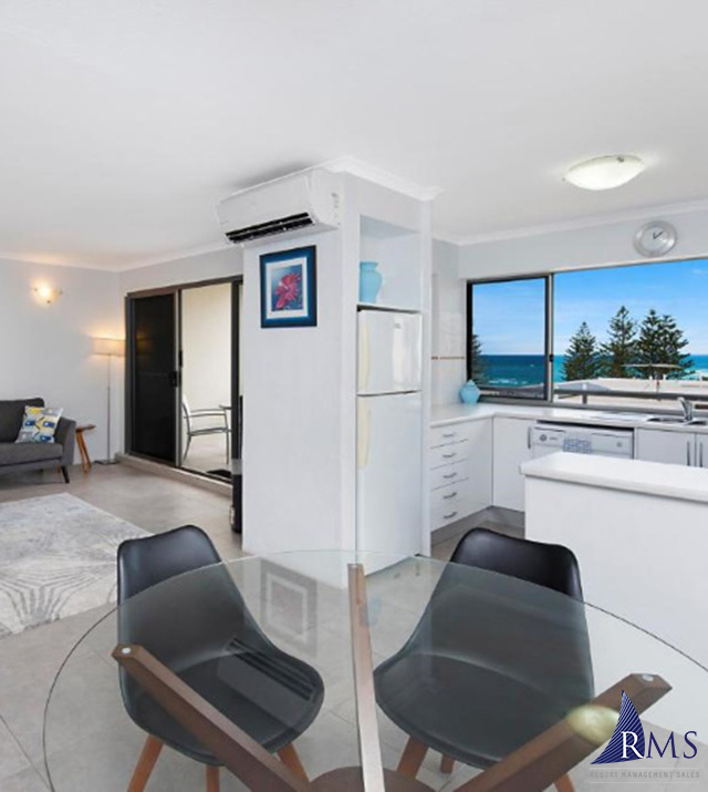 caloundra-beachfront-8.jpg